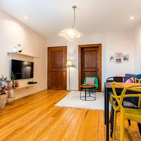 Le Maginot: Spacious Near Pompidou Apartment